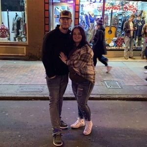 Meet your Posher, Cortney